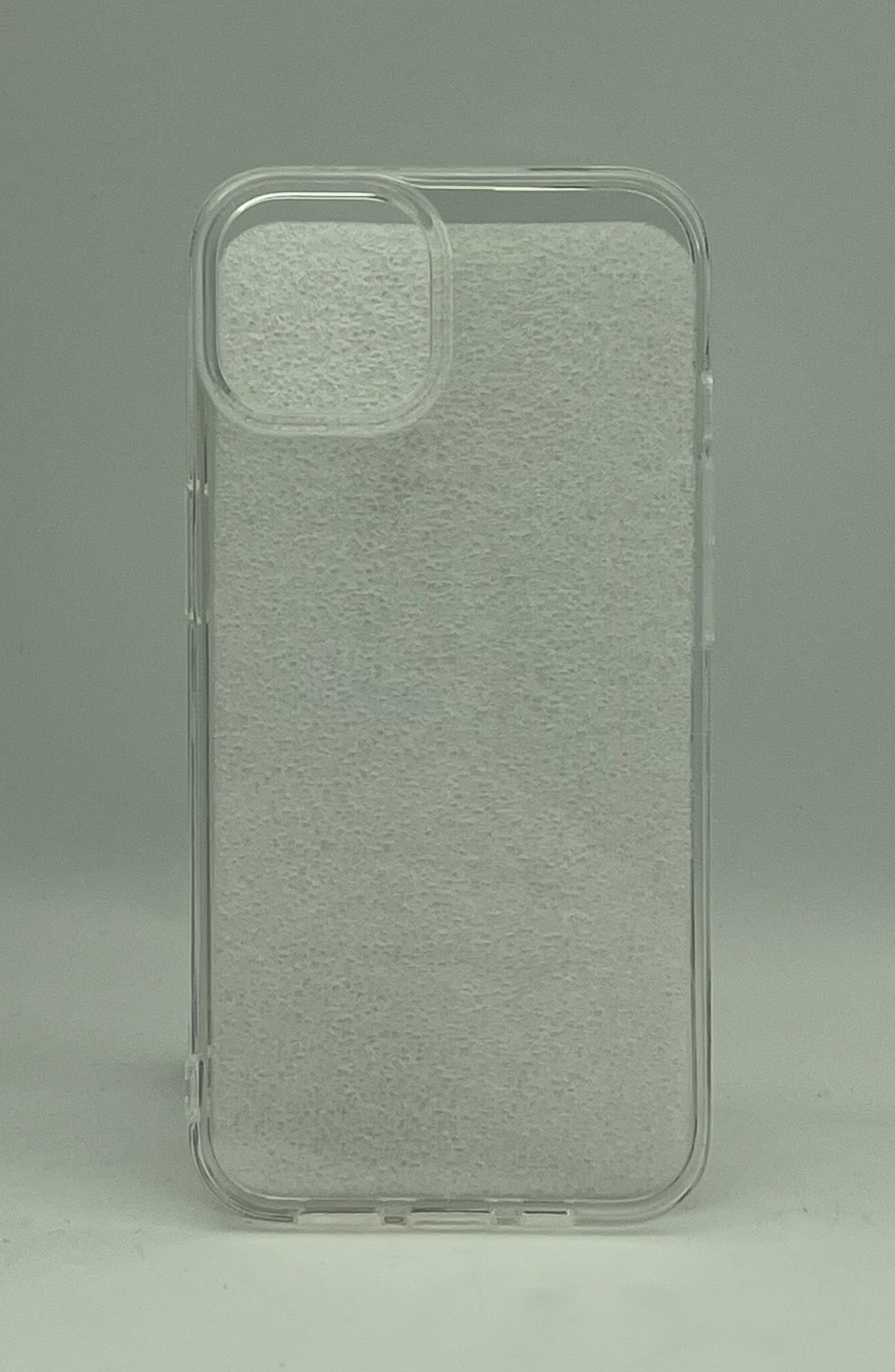 iPhone 13 056
